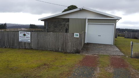 Waratah Falls Holiday Unit - Yamba Accommodation 1
