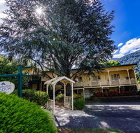 Warburton Lodge