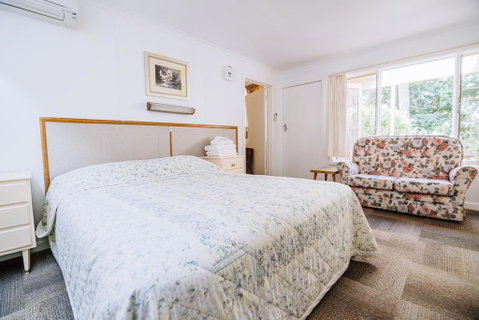 Warburton Lodge - Yamba Accommodation 2