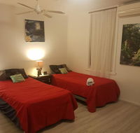 Warm friendly family environment in braybrook - Yamba Accommodation