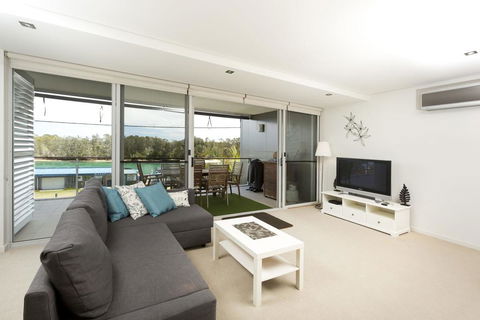 Waterline 202 - Yamba Accommodation 0