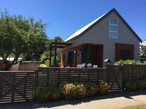 Daydream Cottage - Yamba Accommodation 5