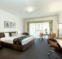 Blazing Stump Motel  Suites - Yamba Accommodation