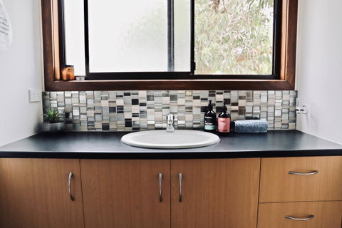 Red Ceder Cottage - Great Ocean Road - Port Campbell - Yamba Accommodation 16