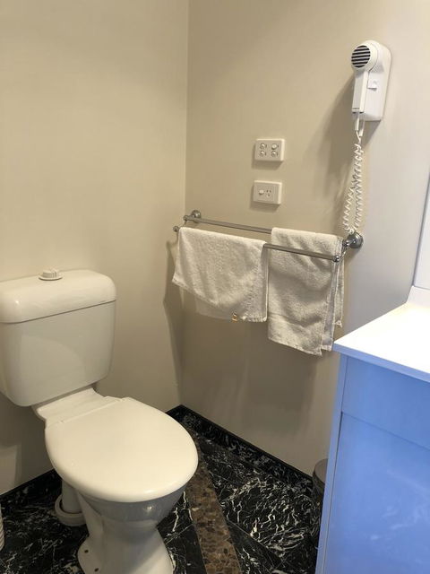 Avala Accommodation Daylesford - Yamba Accommodation 9