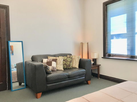 Hillâ€™s Creek Holiday Home - Yamba Accommodation 13