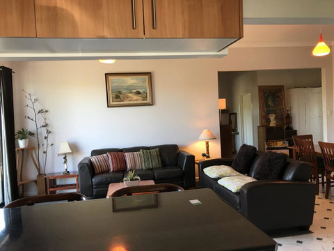 Hillâ€™s Creek Holiday Home - Yamba Accommodation 0