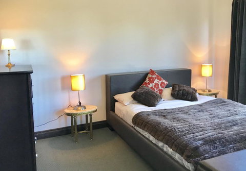 Hillâ€™s Creek Holiday Home - Yamba Accommodation 10