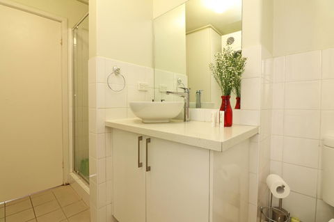 Colour Pop Fitzroy - 3 Bedroom Pet Friendly - Yamba Accommodation 20