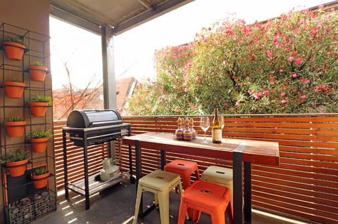Colour Pop Fitzroy - 3 Bedroom Pet Friendly - Yamba Accommodation 7