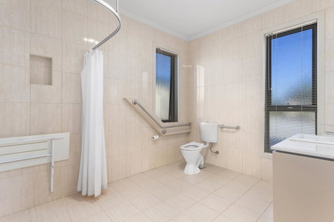 Quality Hotel Point Cook - Yamba Accommodation 13