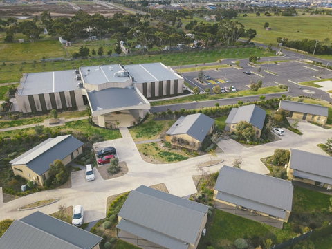 Quality Hotel Point Cook - Yamba Accommodation 24