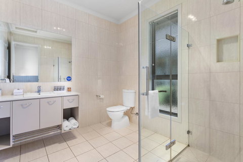 Quality Hotel Point Cook - Yamba Accommodation 8