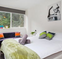 Melbourne Villa - Yamba Accommodation