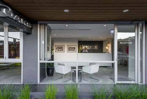 Oaks Melbourne South Yarra Suites - Yamba Accommodation 3