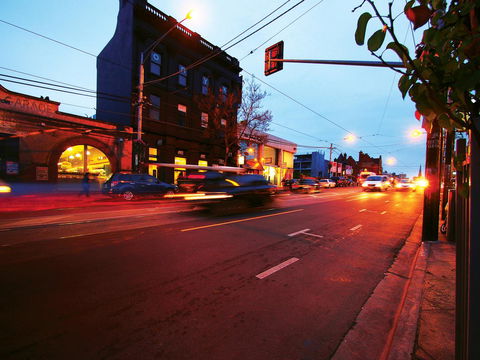 Oaks Melbourne South Yarra Suites - Yamba Accommodation 1