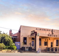 Albion Hotel and Motel Castlemaine - Yamba Accommodation