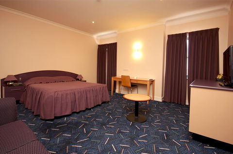 Mitchell River Tavern - Yamba Accommodation 29