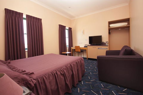 Mitchell River Tavern - Yamba Accommodation 28