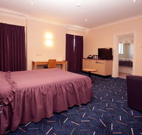 Mitchell River Tavern - Yamba Accommodation