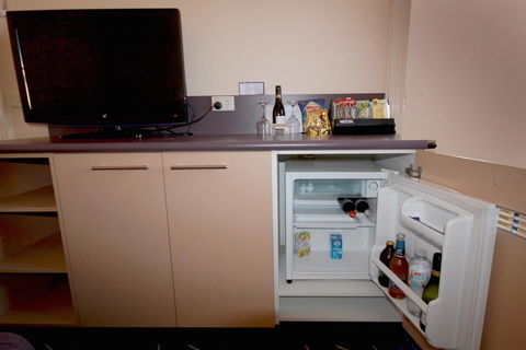 Mitchell River Tavern - Yamba Accommodation 23