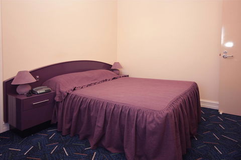 Mitchell River Tavern - Yamba Accommodation 17
