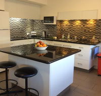 Austral Place 88 via Merri River - Yamba Accommodation
