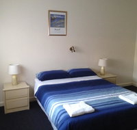 Rosebud Beach Unit 200 mt to Beach. Late checkout