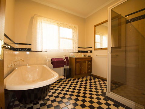 Angel's Rest - Yamba Accommodation 6