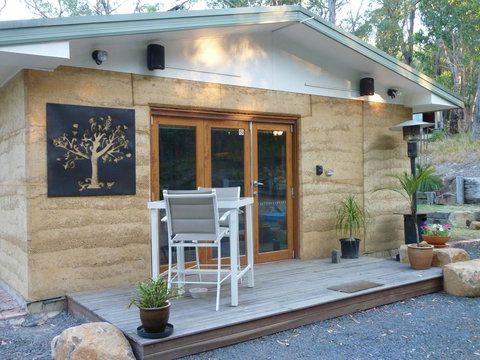 Bundjil Studio - Yamba Accommodation 17