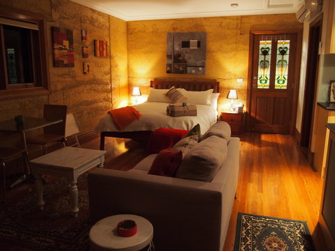 Bundjil Studio - Yamba Accommodation 22