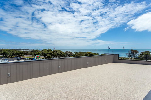 Blairgowrie Apartment 2 - On The Beach - Yamba Accommodation 12