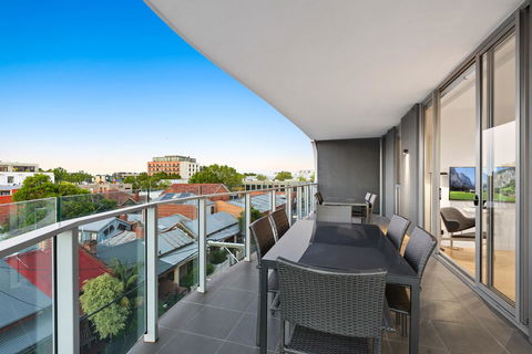 District Apartments Fitzroy - Yamba Accommodation 5