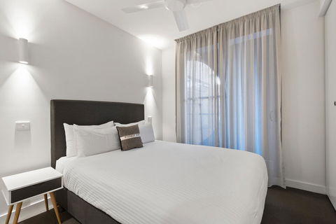 District Apartments Fitzroy - Yamba Accommodation 10