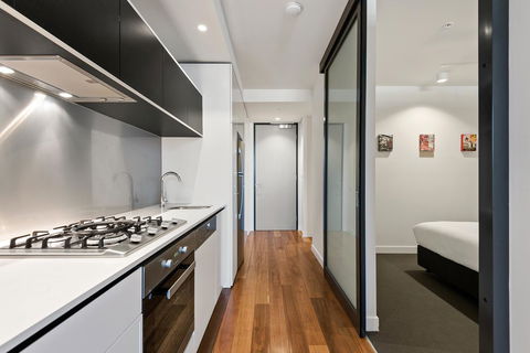 District Apartments Fitzroy - Yamba Accommodation 17