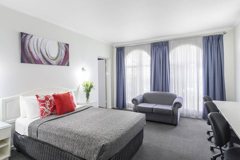 Cathedral Motor Inn - Yamba Accommodation 12