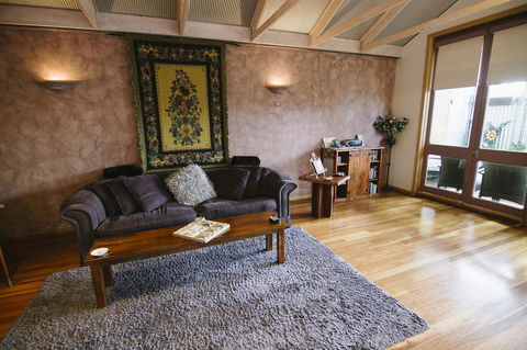 Ditto Daddy's - Yamba Accommodation 20