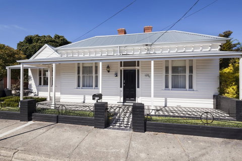 Montabella - Yamba Accommodation 0