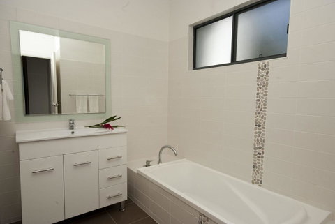 Woodville Beach Townhouse 6 - Yamba Accommodation 9