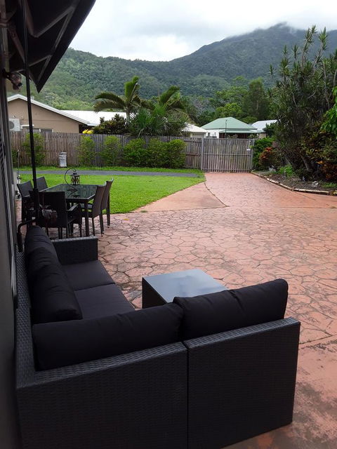 The Peacocks Nest - Yamba Accommodation 30