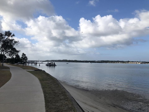 Bribie Island Hotel - Yamba Accommodation 5