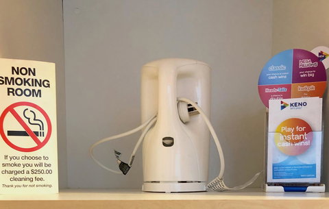 Bribie Island Hotel - Yamba Accommodation 16