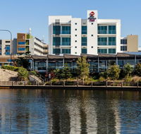 BEST WESTERN PLUS Lake Kawana Hotel - Yamba Accommodation
