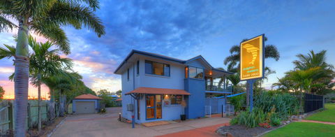 Dolphin Waters - Yamba Accommodation 14