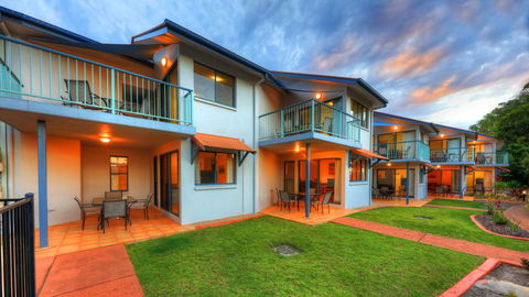 Dolphin Waters - Yamba Accommodation 16