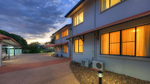 Dolphin Waters - Yamba Accommodation 18