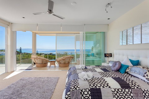 Apartment Dees Retreat - Yamba Accommodation 9