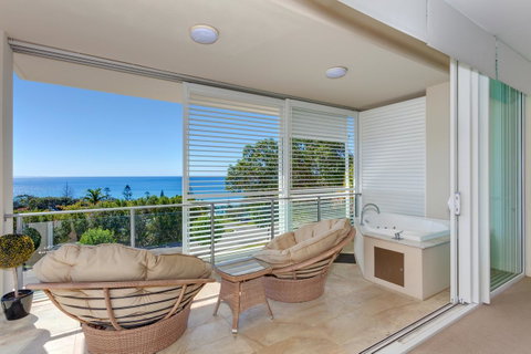 Apartment Dees Retreat - Yamba Accommodation 10