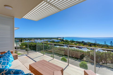 Apartment Dees Retreat - Yamba Accommodation 4