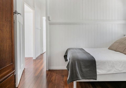 Lake Weyba Noosa Lodge & Kangaroos - Yamba Accommodation 11